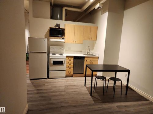 1002-10024 Jasper Ave Nw, Edmonton, AB, T5J1R9 | Card Image