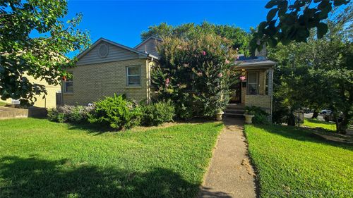 200 W Forrest Ave, Eufaula, OK, 74432-3230 | Card Image
