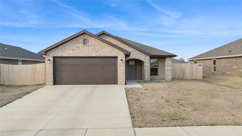 1710 Ferguson St, Pea Ridge, AR, 72751 | Card Image