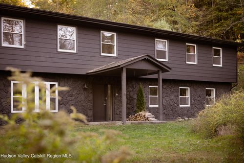 51-4651 5 Springs Dr, Accord, NY, 12404-5919 | Card Image