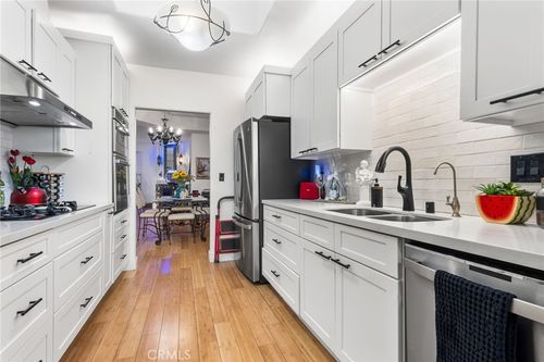 unit-103-10626 Valley Spring Ln, Toluca Lake, CA, 91602-3251 | Card Image