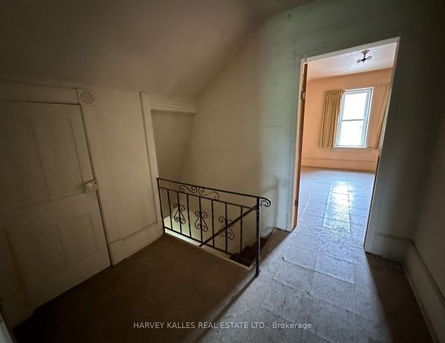 14 Hillcrest St W, Home with 5 bedrooms, 4 bathrooms and null parking in Teeswater ON | Image 16