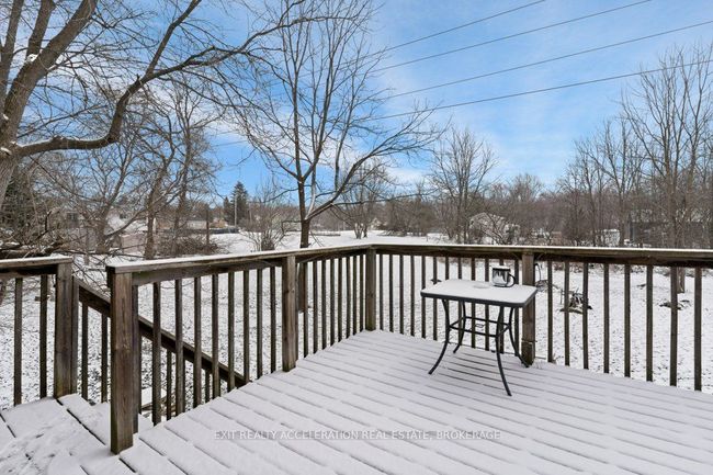 358 Academy St, House other with 3 bedrooms, 2 bathrooms and 4 parking in Newburgh ON | Image 26