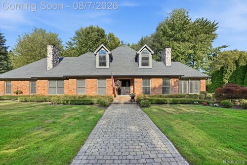 53134 Alyssa Ct, Shelby Twp, MI, 48315-2164 | Card Image