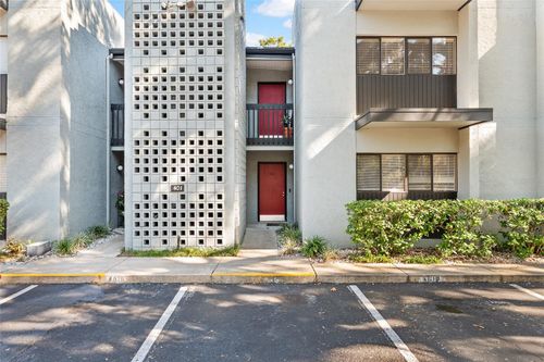 401c-401 Nw 39th Rd, Gainesville, FL, 32607-4821 | Card Image