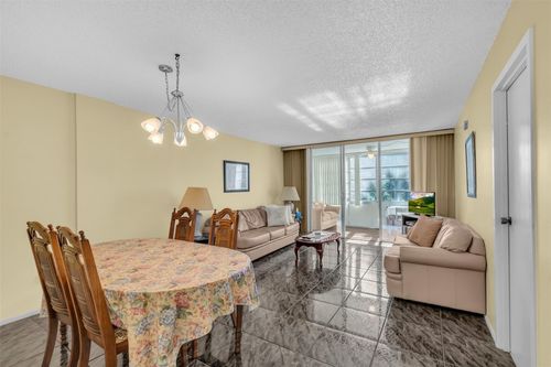 221-4850 Nw 29th Ct, Lauderdale Lakes, FL, 33313-1640 | Card Image