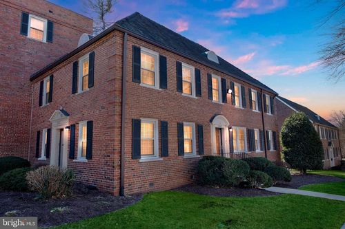 3805 V St Se, WASHINGTON, DC, 20020-1311 | Card Image