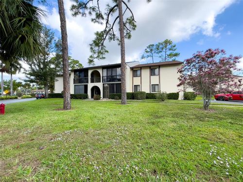 d2-301 Knotty Pine Cir, Greenacres, FL, 33463-9171 | Card Image