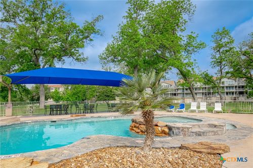 730 Mather St, New Braunfels, TX, 78130-4343 | Card Image