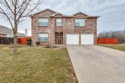 601 Mallard Dr, Saginaw, TX, 76131-8803 | Card Image