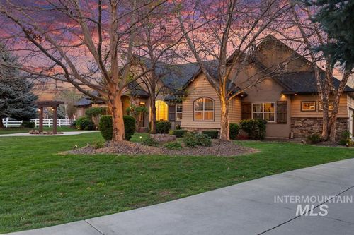 3665 W Fieno Ct, Eagle, ID, 83616-4163 | Card Image