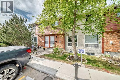 6915 Ranchview Dr Nw, Calgary, AB, T3G1R8 | Card Image