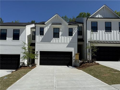 7349 Mulberry Trace Ln, Flowery Branch, GA, 30542-1504 | Card Image