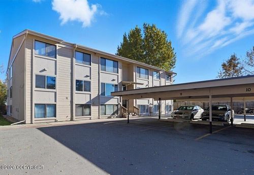 30-3100 Ward Pl, Anchorage, AK, 99517-1530 | Card Image