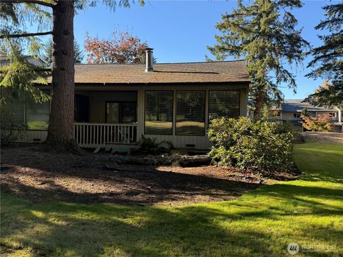 42-1 Lake Louise Dr, Bellingham, WA, 98229-2782 | Card Image