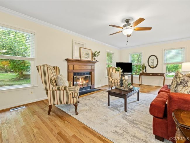 14107 Laurel Trail Pl, House other with 4 bedrooms, 3 bathrooms and null parking in Midlothian VA | Image 14