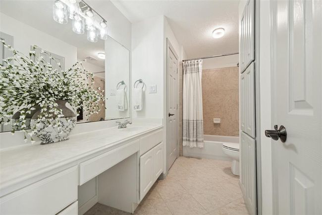 3505 Parkside Dr, House other with 4 bedrooms, 4 bathrooms and 3 parking in Pearland TX | Image 28