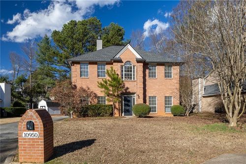 10950 Pinehigh Dr, Alpharetta, GA, 30022-6507 | Card Image