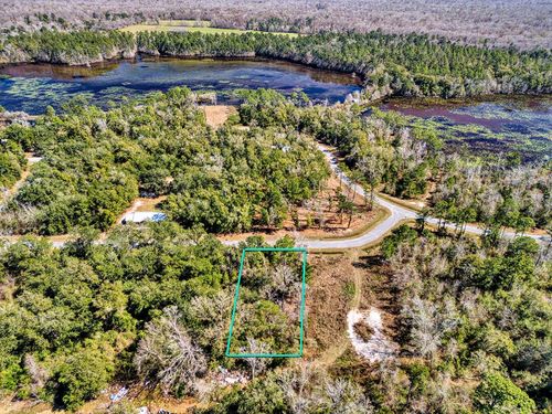 121 Little River Cir, Wewahitchka, FL, 32465-7612 | Card Image
