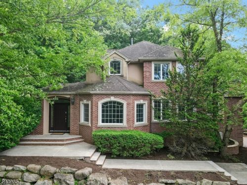 6 Briscoe Chase, Ringwood, NJ, 07456-2720 | Card Image