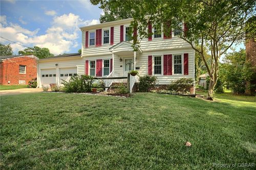 94 Arcadia Dr, Newport News, VA, 23608-3102 | Card Image