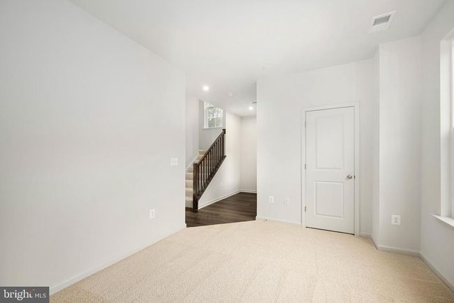 10170 Queens Way, Townhouse with 4 bedrooms, 4 bathrooms and null parking in MANASSAS VA | Image 42