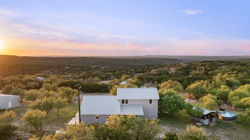2025 Cripple Creek Stage Rd, Dripping Springs, TX, 78620-2428 | Card Image