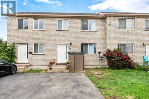 42 Saturn Road S, Port Colborne (Main Street), ON, L3K6E1 | Card Image