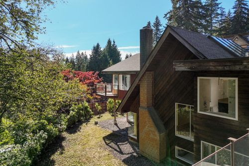 1491 Dempsey Rd, North Vancouver, BC, V7K1S8 | Card Image