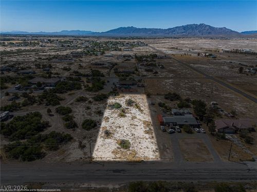3431 W Mesquite Ave, Pahrump, NV, 89060-3553 | Card Image