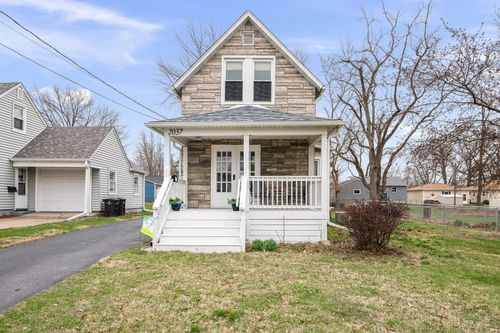 2037 30th Street, Rock Island, IL, 61201 | Card Image
