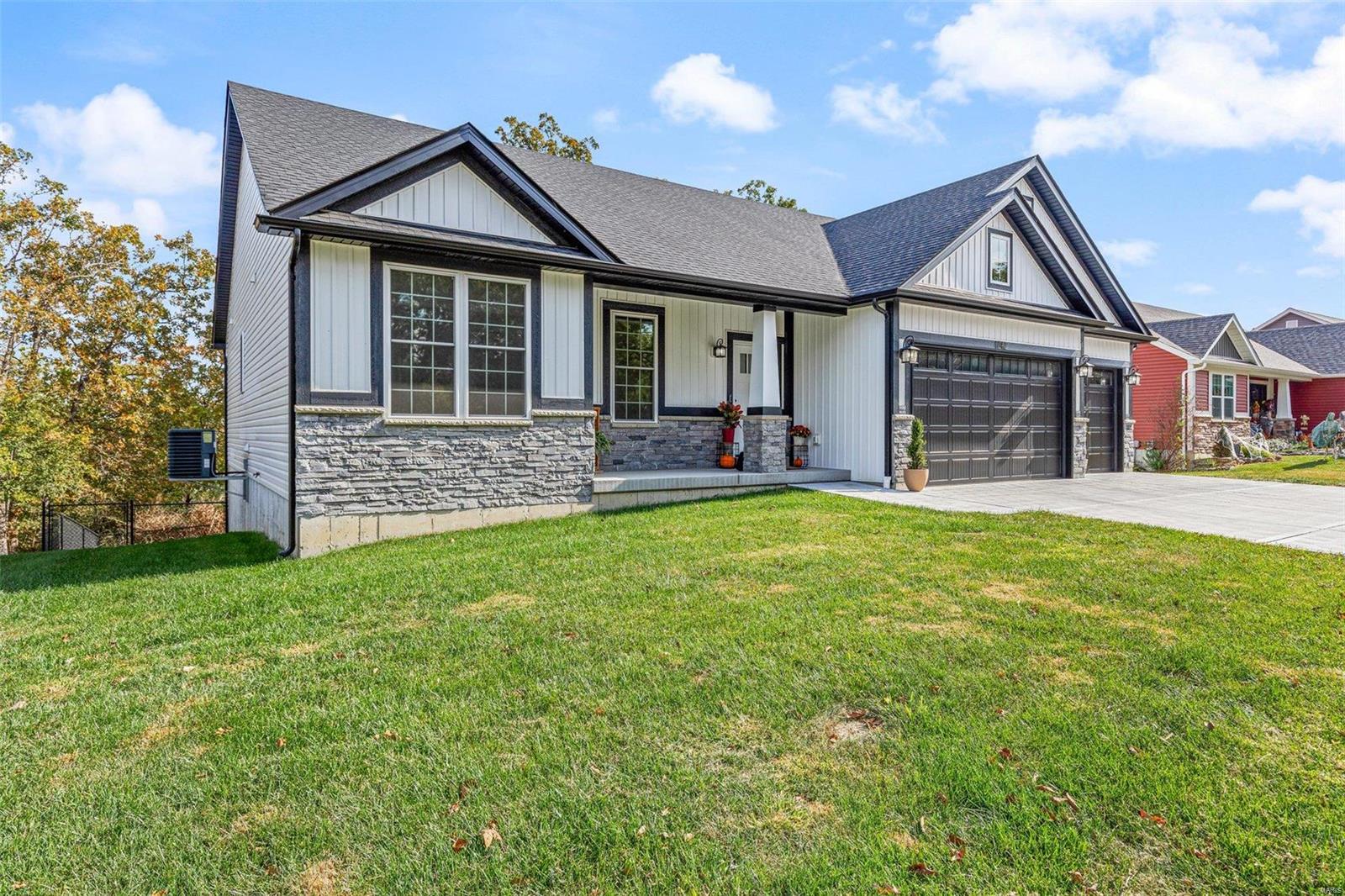 Scenic Dr, Festus, MO 63028