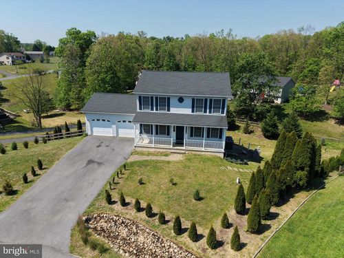 379 Leviticus Dr, Bunker Hill, WV, 25413-3593 | Card Image