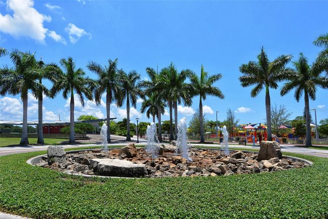 APT-310 - 835 S Osprey Ave, Condo with 2 bedrooms, 2 bathrooms and null parking in SARASOTA FL | Image 55