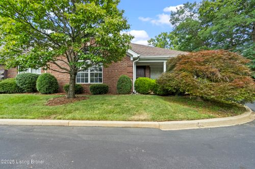 10540 Eagle Pines Ln, Louisville, KY, 40223-6160 | Card Image