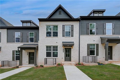 301 Daybreak Ln, Newnan, GA, 30265-2692 | Card Image