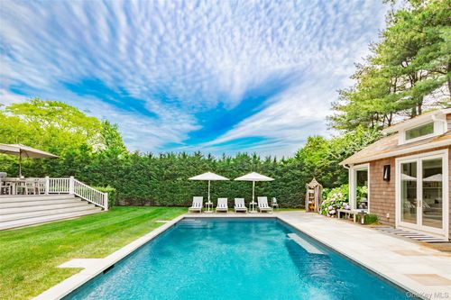 33 Hildreth St, Southampton, NY, 11968-3440 | Card Image