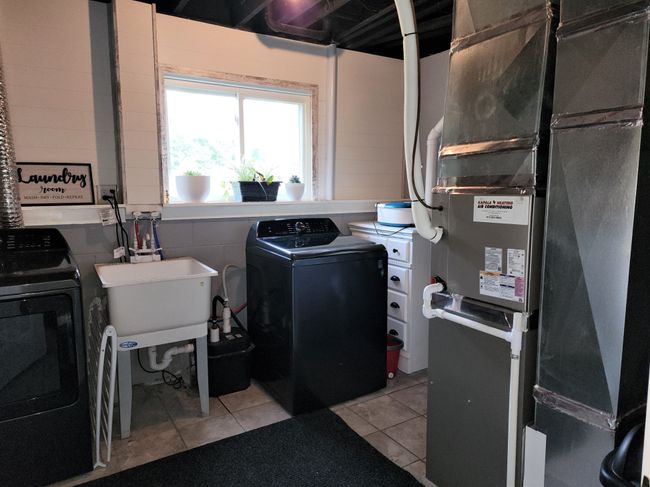 9040 River Grove Rd, House other with 3 bedrooms, 2 bathrooms and null parking in Flushing MI | Image 18