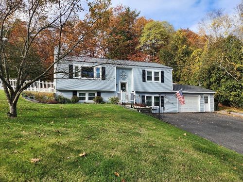 7 Memorial Dr, Claremont, NH, 03743-2428 | Card Image