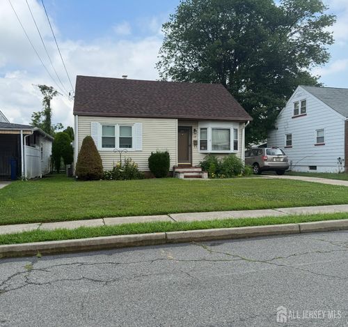 19 4th St, Sayreville, NJ, 08872-1310 | Card Image