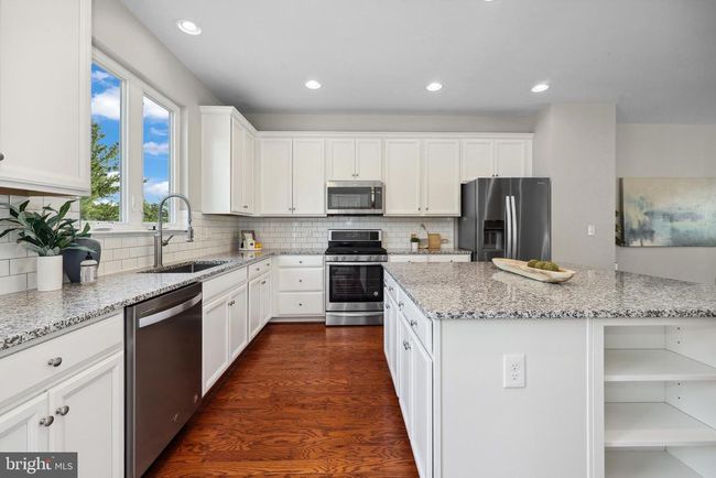 44954 Bishop Ter, Townhouse with 3 bedrooms, 3 bathrooms and null parking in ASHBURN VA | Image 15
