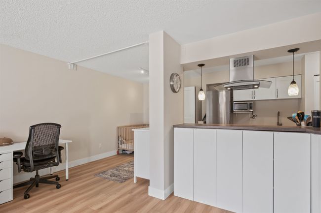 108 - 1550 Chesterfield Avenue, Condo with 1 bedrooms, 1 bathrooms and 1 parking in North Vancouver BC | Image 14