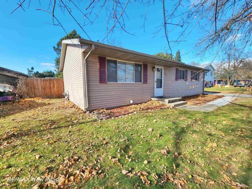 355 N Water St, Pinconning, MI, 48650-9609 | Card Image