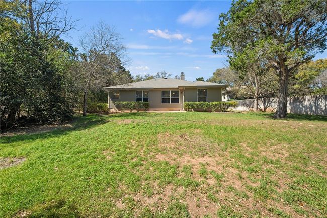 5709 Hudson Bend Rd, House other with 4 bedrooms, 2 bathrooms and 4 parking in Austin TX | Image 24