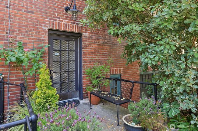 APT-206 - 408 Bellevue Ave E, Condo with 0 bedrooms, 1 bathrooms and null parking in Seattle WA | Image 21