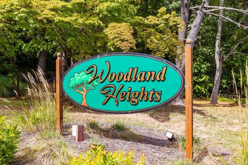 176-176 Woodland Dr, Cromwell, CT, 06416-1162 | Card Image