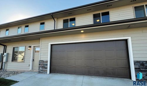 3603 E Siasconset Pl, Sioux Falls, SD, 57108-3050 | Card Image