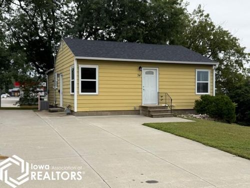 34 Rainbow Dr, Humboldt, IA, 50548-1137 | Card Image