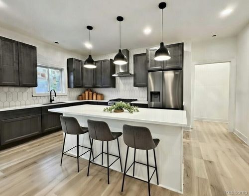 77850 Angling Rd, Richmond, MI, 48062 | Card Image