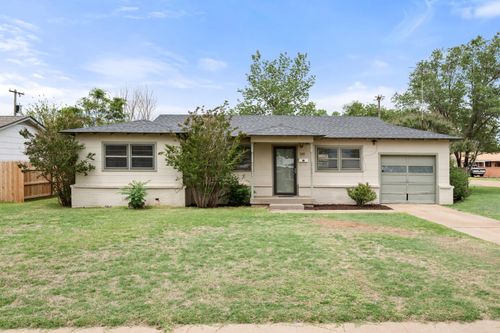 811 Zephyr Street, Plainview, TX, 79072 | Card Image